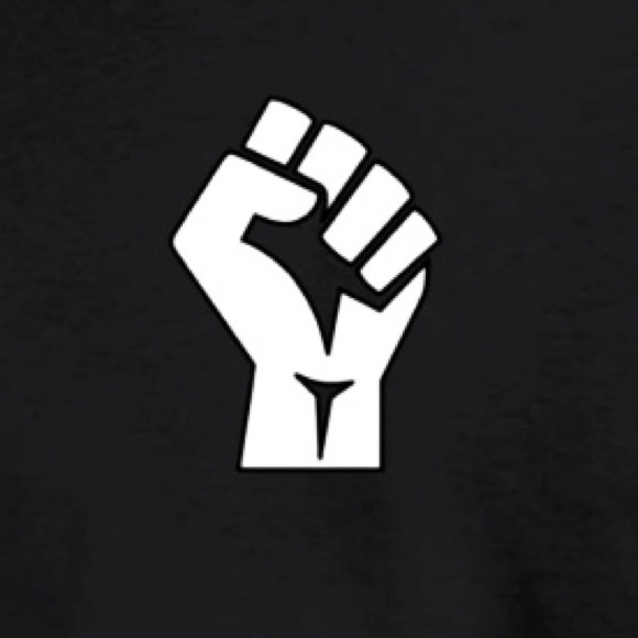 Brand new tee ✊🏾 “ Revolution time “ ✊🏾 - Picture 3 of 4